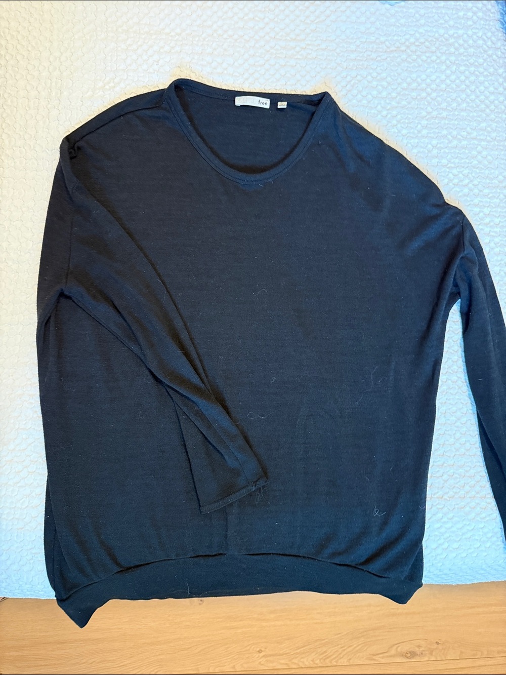 Wilfred Black oversized knit Crewneck Sweater